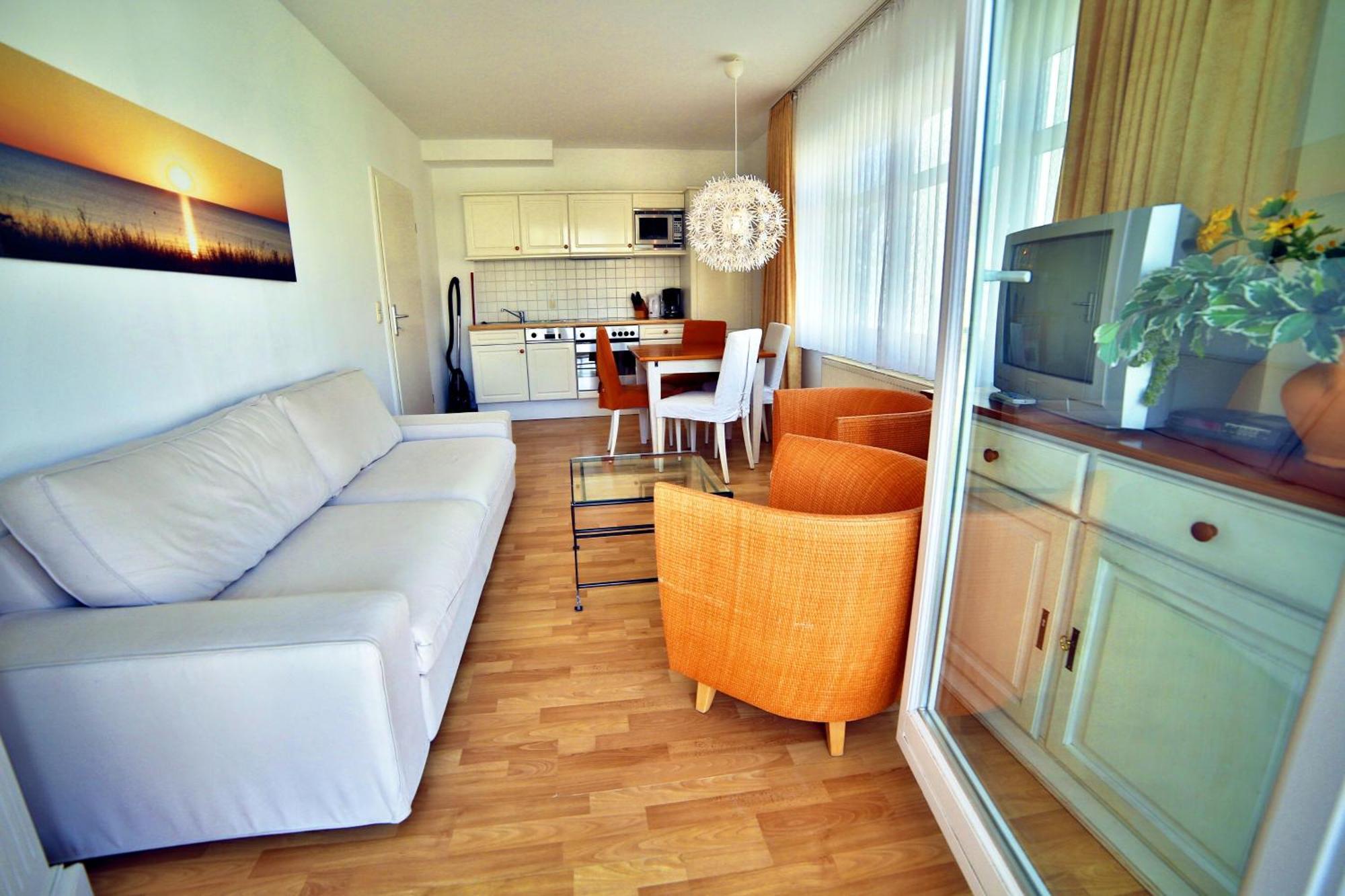 Ferienwohnung Binzer Strandgut Im Haus Jahreszeiten בינץ מראה חיצוני תמונה